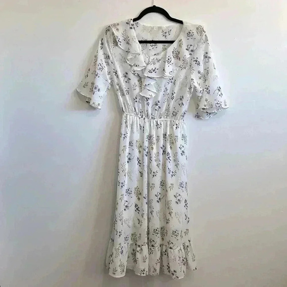 BNWOT Korean style  Ryan New York floral print midi Dress size Xs/S - Picture 3 of 3